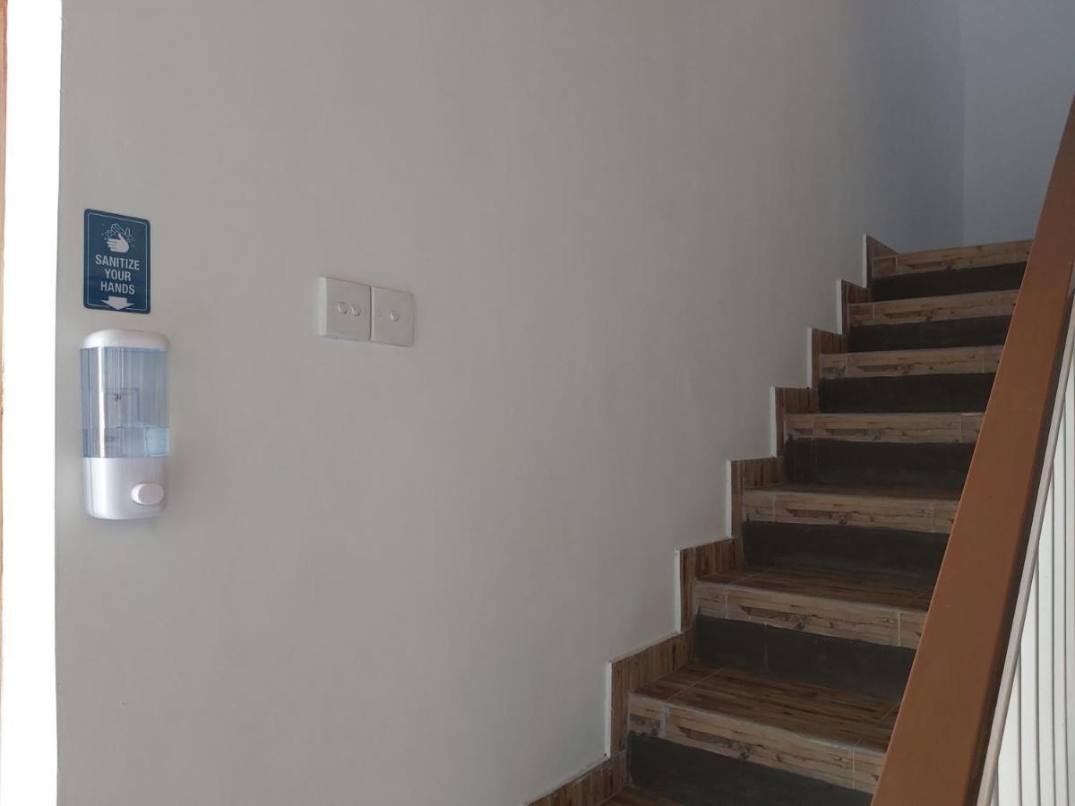 Genta House Hotel Kuta  Exterior photo