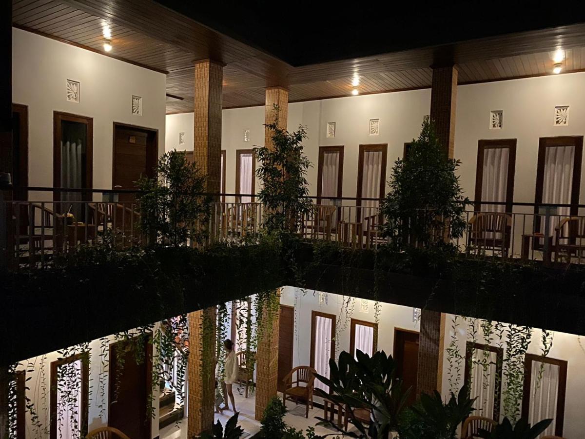 Genta House Hotel Kuta  Exterior photo