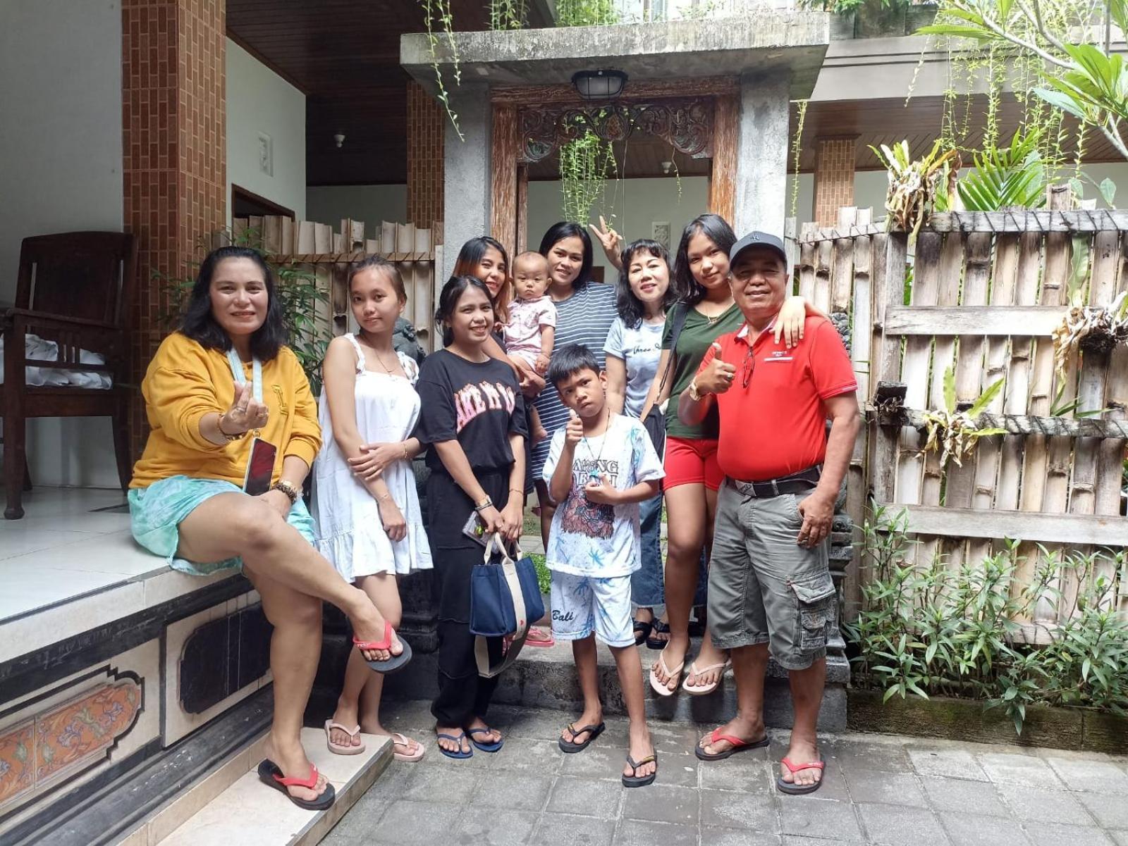 Genta House Hotel Kuta  Exterior photo