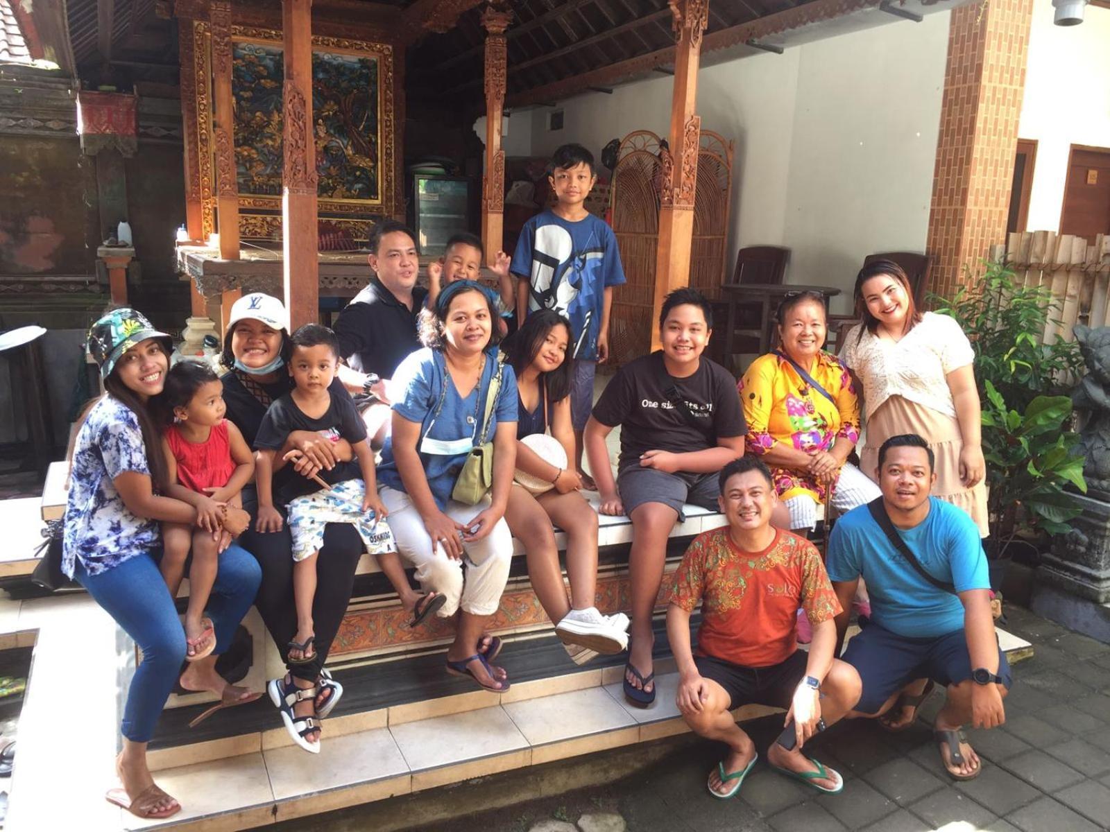 Genta House Hotel Kuta  Exterior photo